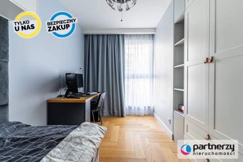 Śródmieście, wysoki standard, 4 pokoje do wejścia