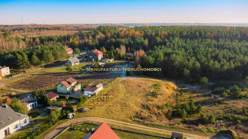 Wyjątkowa działka budowlana. Las i jezioro.