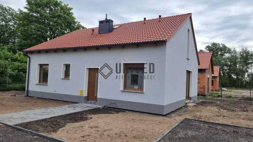 Dom wolnostojący z ogrodem w Miłoszycach