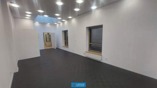 Lokal handlowy usługowy biurowy 69 m2 parter