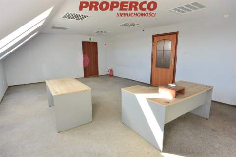 Lokal pow. 44 m2, Daleszyce, Centrum