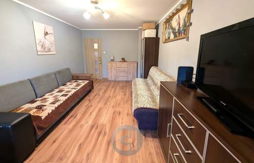 2- pokoje - z balkonem - parter