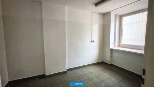 Lokal handlowo-usługowy parter witryna 80 m2