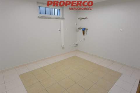 Lokal pow. 54,2m2, Daleszyce, Centrum