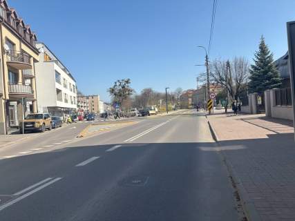 LOKAL HANDLOWO-USŁUGOWY W ŚCISŁYM CENTRUM