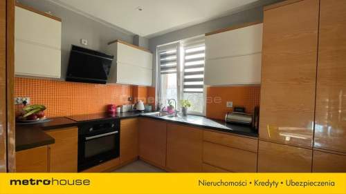 4-6 pokoi, ponad 100m2, UMK, budynek z cegły