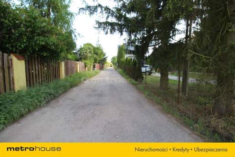 Atrakcyjna działka 1000 m2 gotowa do zabudowy.