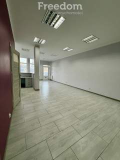 Atrakcyjny lokal w Debrznie w centrum miasta.