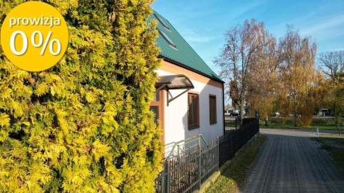 Dom z lokalem Cedry Wielkie