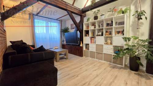 Klimatyczne, oryginalne 2 pok z antresolą Krzyki.