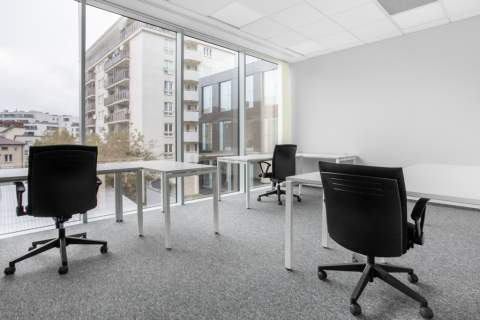 Przestrzeń do pracy dla 3-4 osób w Regus Grojecka