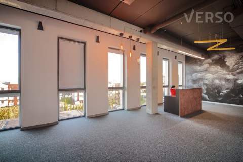 175 mkw., Open space, meble, wysoki standard
