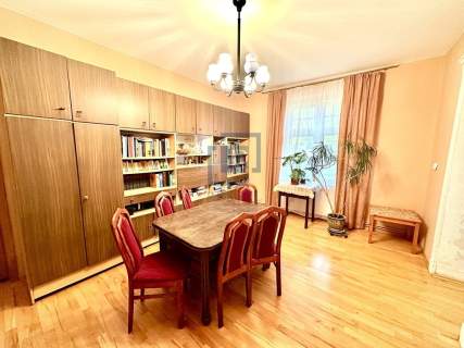 Piętro domu 4 pokoje Duży ogród Garaż