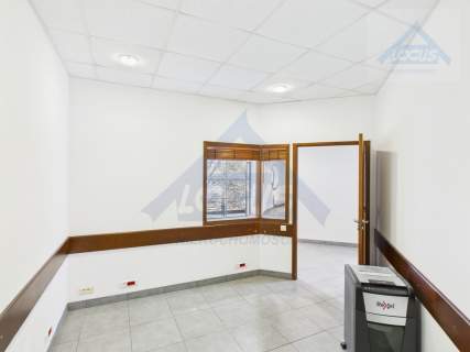Warszawa, Targówek - Biurowiec 300 m2