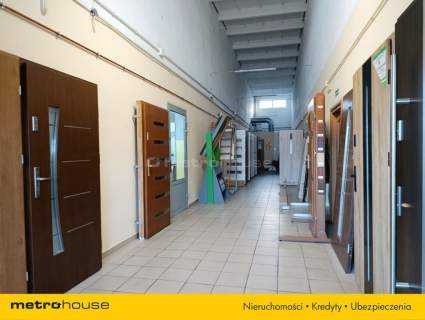 Na sprzedażbudynek handlowo-usługowy w Staszowie