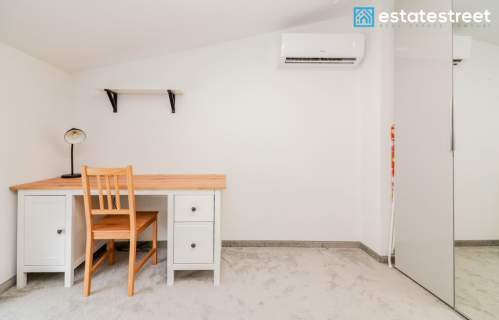 Łobzów 1 pokojowe w modernistycznej kamienicy