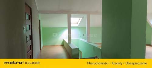 Dom wolnostojący 156m2 Na działce 4900m2 staw