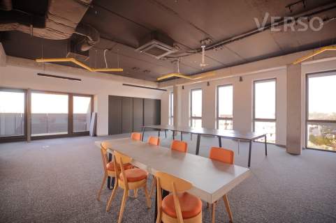 175 mkw., Open space, meble, wysoki standard
