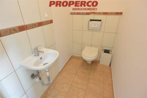 Lokal pow. 43,5 m2, Daleszyce, Centrum
