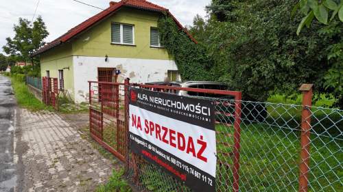 Dom wolnostojący na dużej działce - Krzyżowa 