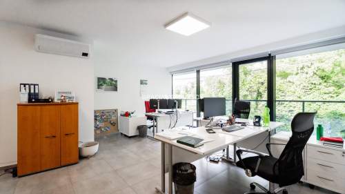 nowy lokal biurowo usługowy 110 m2 Sakwina