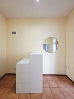 LOKAL 28,50 M2 OD ULICY - WEJŚCIE OD TRAUGUTTA