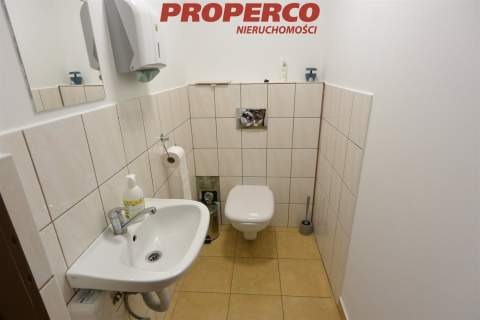 Lokal pow. 44 m2, Daleszyce, Centrum