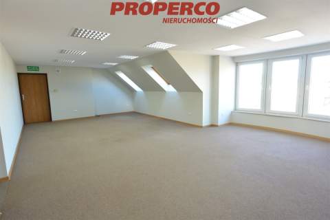 Lokal pow. 51 m2, Daleszyce, Centrum