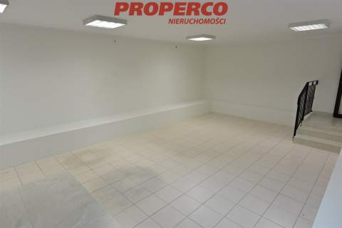 Lokal pow. 54,2m2, Daleszyce, Centrum