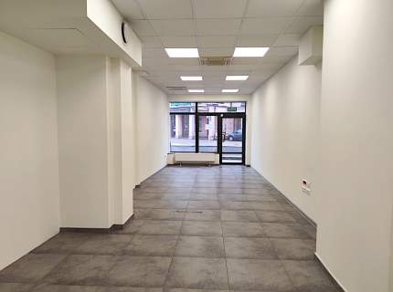 Wynajmę lokal 60m2 w centrum Puław