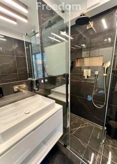 Apartament z panoramicznym widokiem lasu w Lividus