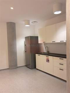 Nieruchomość komercyjna do wynajęcia, 279 m2, Warszawa
