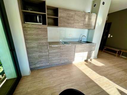 Kameralny apartament z parkingiem na Dąbrowie