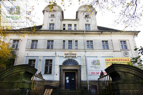 Duszniki-Zdrój, obiekt do adaptacji przy głównej ulicy, WZ