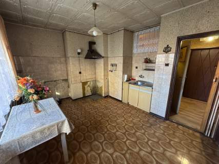 Duży salon, balkon, centrum, ogrzewanie gazowe