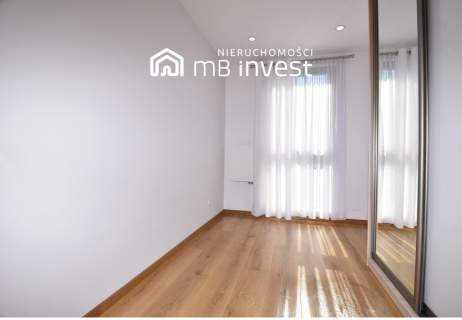 Apartament Nadmorski Dwór miejsce w hali garażowej