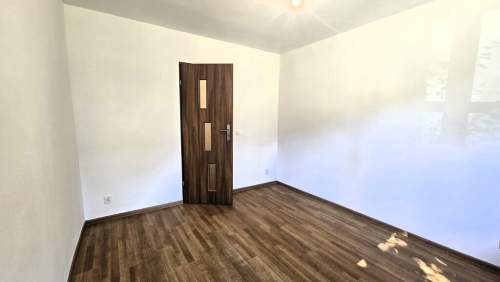 2 pokoje, balkon, parter-obok Hanza, po remoncie