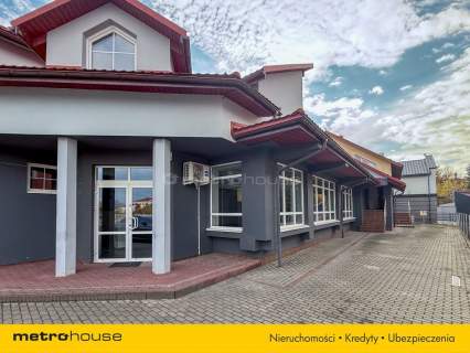 Lokal z własnym parkingiem - centrum