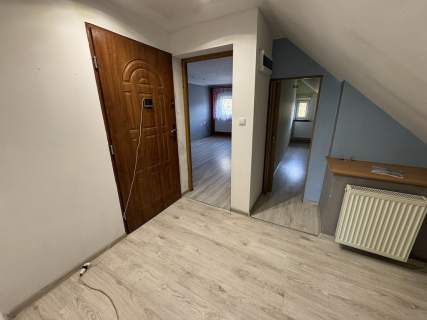 Przytulne mieszkanie w spokojnej okolicy