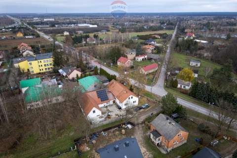 Budynek produkcyjny z zapleczem hotelowym