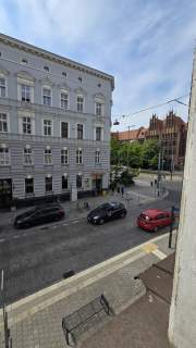Duża kawalerka z antresolą, Centrum