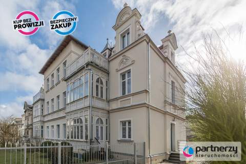 Wyjątkowy apartament w przedwojennej willi pod las
