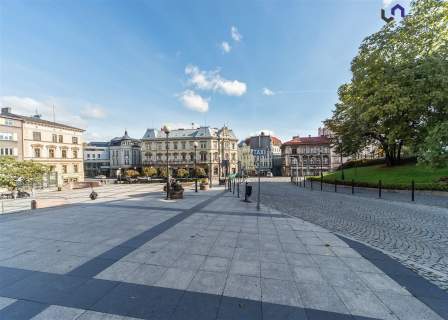 Nieruchomość komercyjna na sprzedaż, 1032,28 m2, Bielsko-Biała