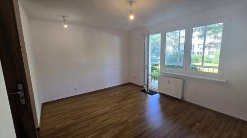 2 pokoje, balkon, parter-obok Hanza, po remoncie