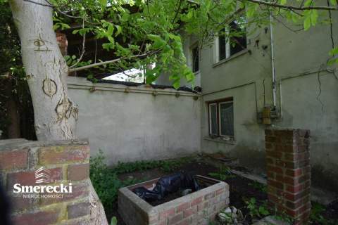 DZIAŁKA z niedokończoną nieruchomością