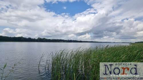 Działka z linią brzegową jeziora Gaładuś