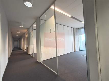 Nieruchomość komercyjna do wynajęcia, 279 m2, Warszawa
