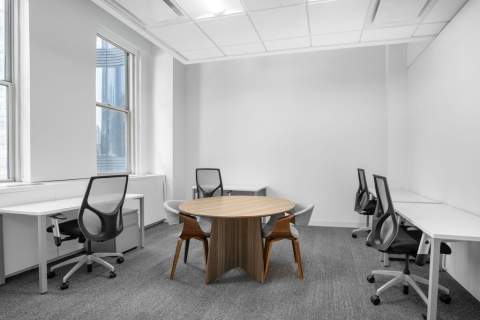 Prywatna 3-4 - osobowa w Regus Okraglak