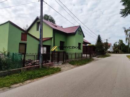 Atrakcyjny dom w Żabnie.