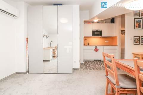 Łobzów 1 pokojowe w modernistycznej kamienicy